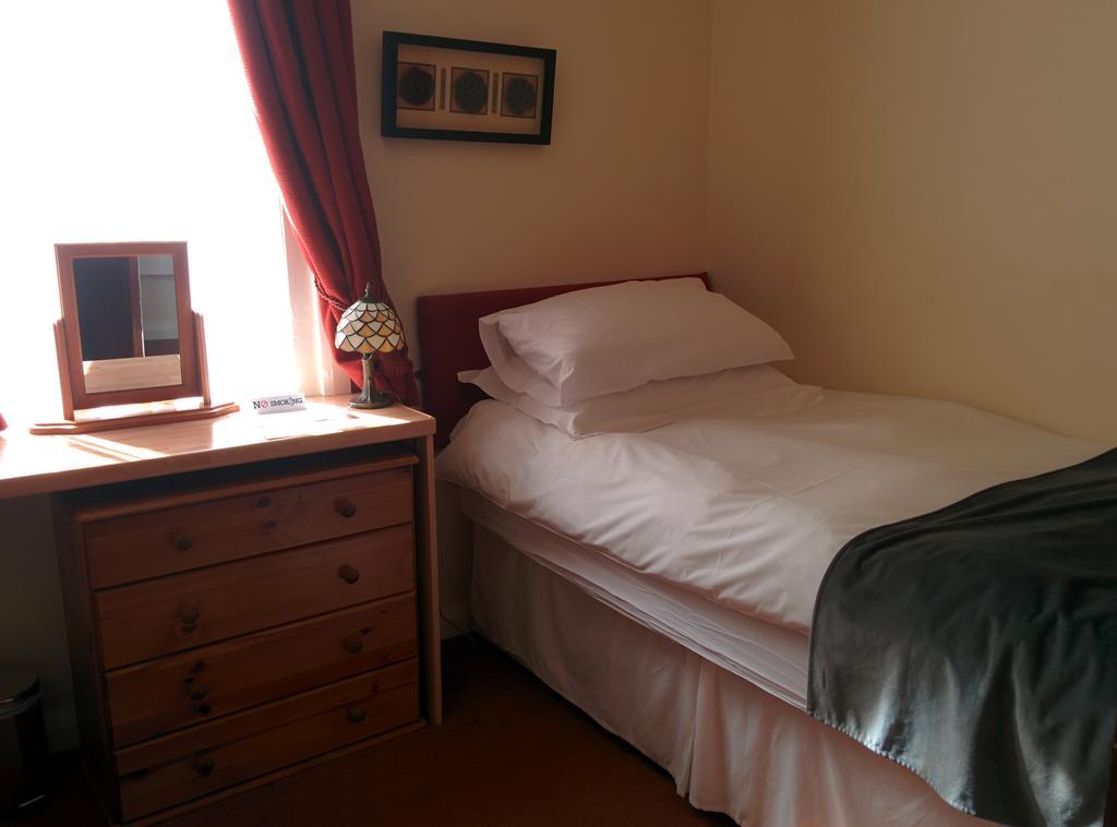 Athol House Hotel Douglas Room photo